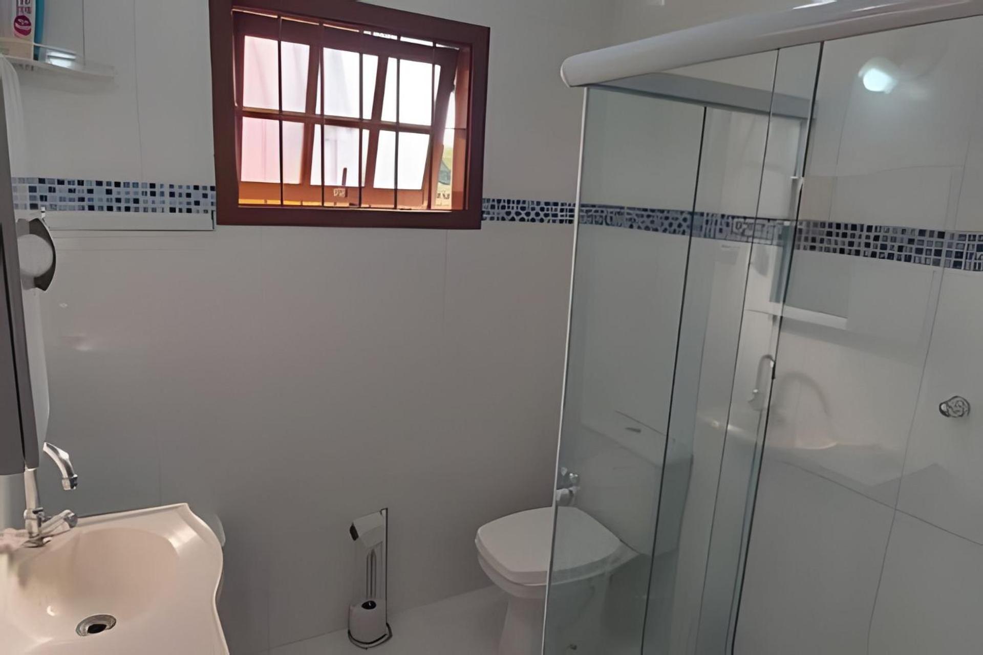 Casa Coral Em Saquarema